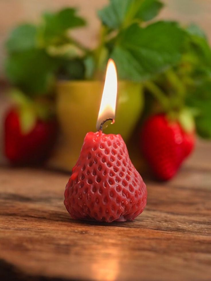 Strawberry Bliss Candle Box
